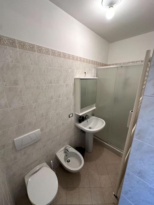 Comfy Apartment In Lecco 2 Εξωτερικό φωτογραφία